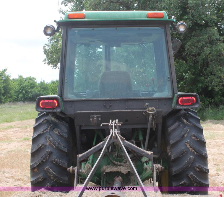 image for item K8857 1983 John Deere 2550 tractor