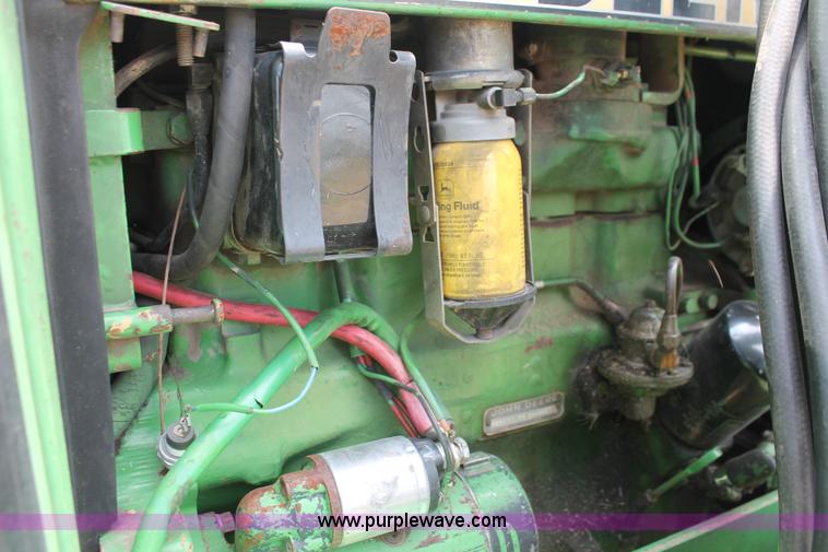 image for item K8857 1983 John Deere 2550 tractor