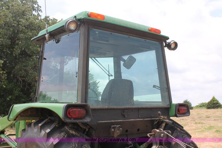 image for item K8857 1983 John Deere 2550 tractor