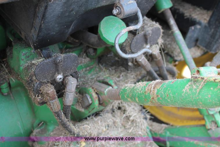 image for item K8857 1983 John Deere 2550 tractor