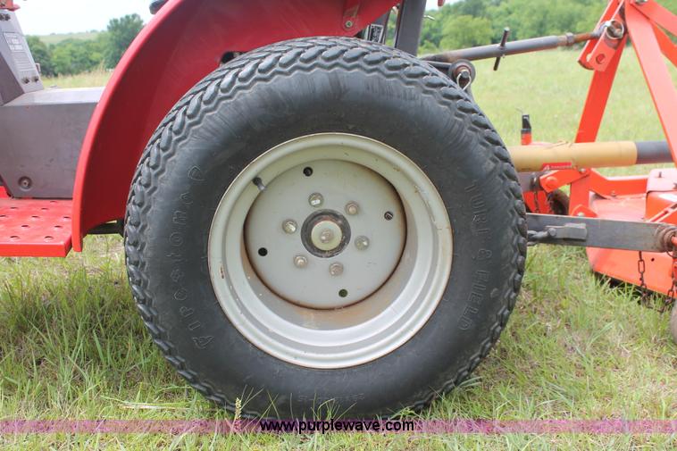 image for item K8858 1991 Massey-Ferguson 1010 Series 2961 tractor