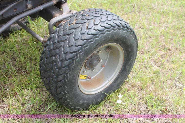 image for item K8858 1991 Massey-Ferguson 1010 Series 2961 tractor