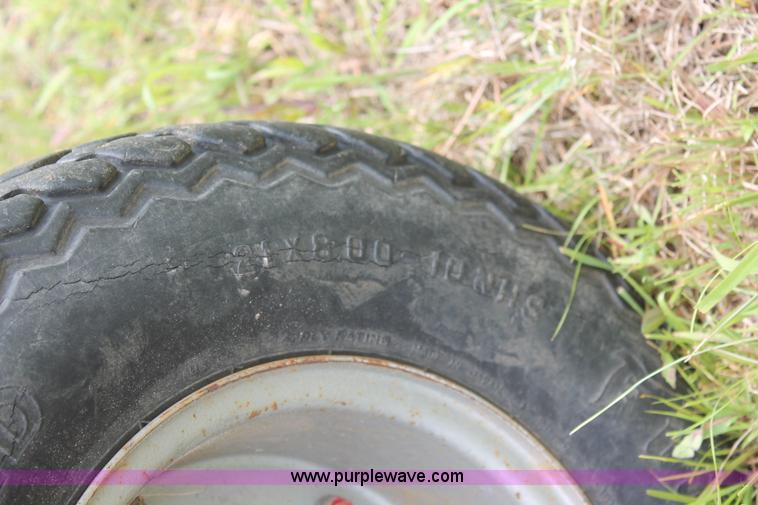 image for item K8858 1991 Massey-Ferguson 1010 Series 2961 tractor