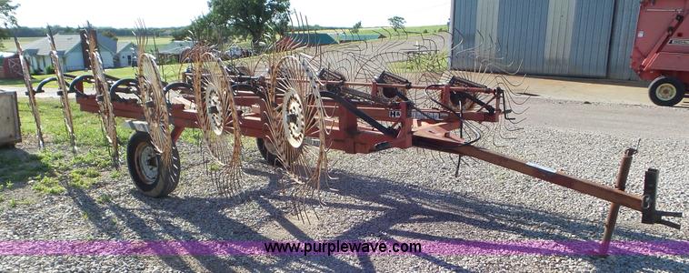 image for item L2008 H&S Bi-Fold-12 hay rake