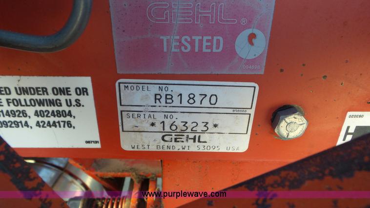 image for item L2009 1994 Gehl 1870 round baler