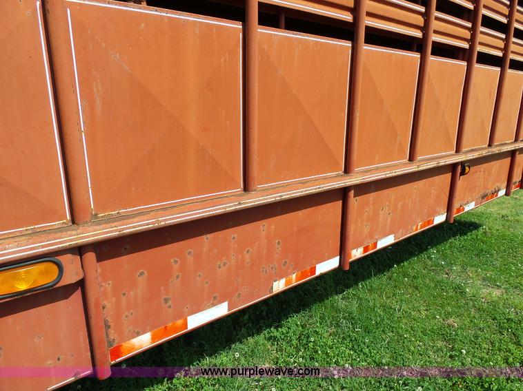 image for item L2052 1996 Coose livestock trailer