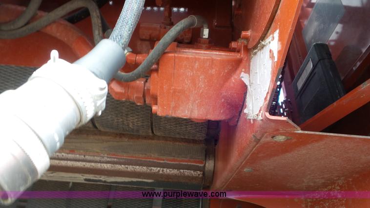 image for item L2061 2008 AGCO Hesston 5556A round baler