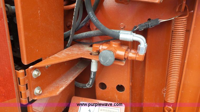 image for item L2061 2008 AGCO Hesston 5556A round baler