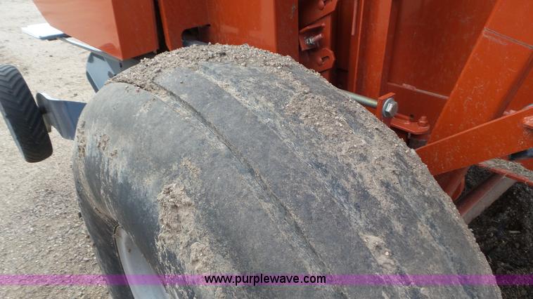 image for item L2061 2008 AGCO Hesston 5556A round baler