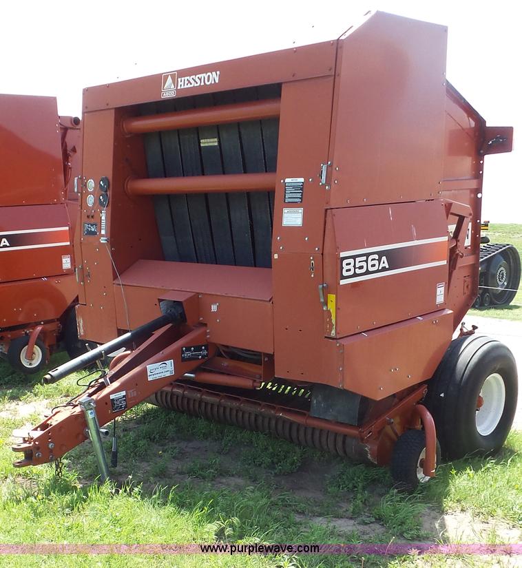 image for item L2062 2000 Hesston 856A round baler