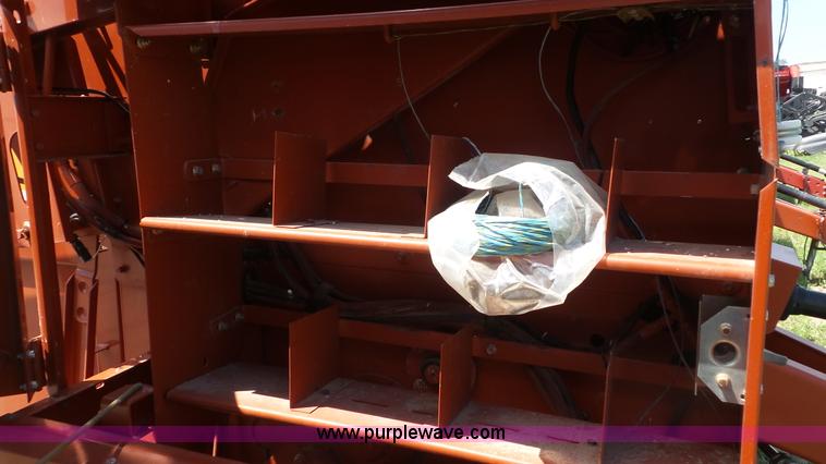 image for item L2062 2000 Hesston 856A round baler