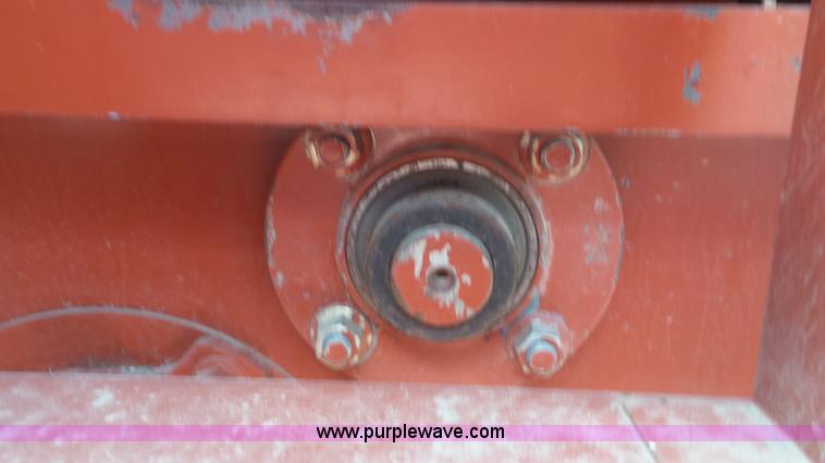 image for item L2062 2000 Hesston 856A round baler