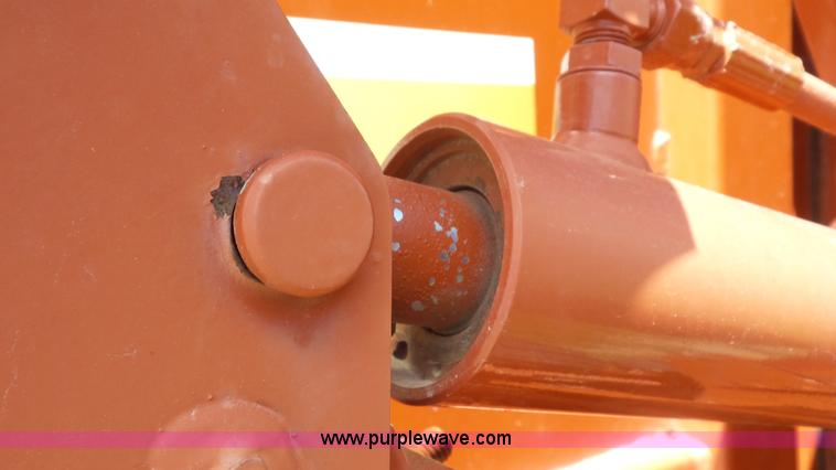 image for item L2062 2000 Hesston 856A round baler