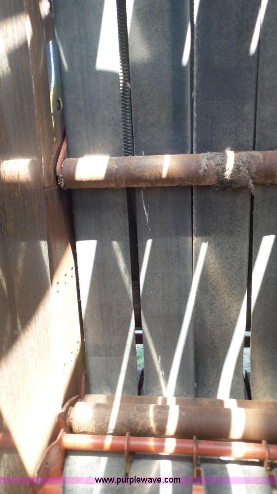 image for item L2062 2000 Hesston 856A round baler