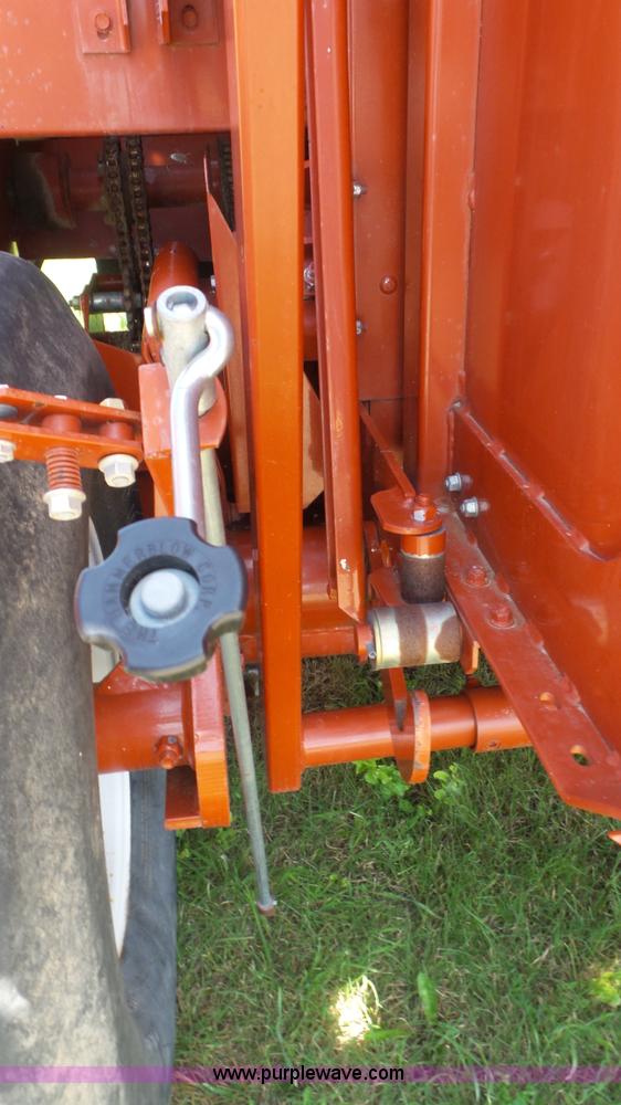 image for item L2062 2000 Hesston 856A round baler