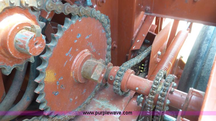 image for item L2062 2000 Hesston 856A round baler