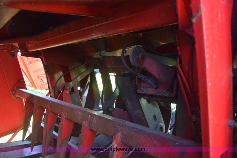 image for item L3837 1995 Case IH 8580 large square baler