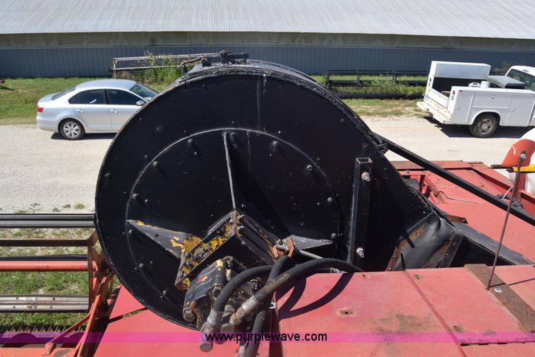 image for item L3837 1995 Case IH 8580 large square baler