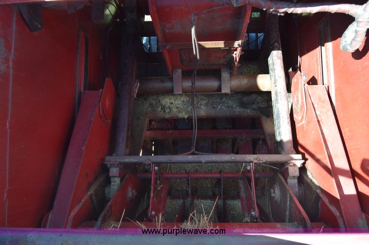 image for item L3837 1995 Case IH 8580 large square baler
