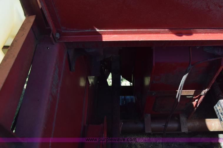 image for item L3837 1995 Case IH 8580 large square baler