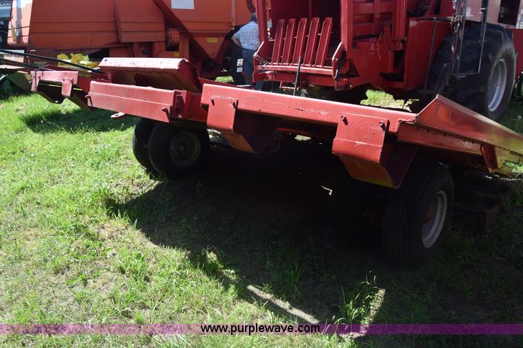 image for item L3837 1995 Case IH 8580 large square baler