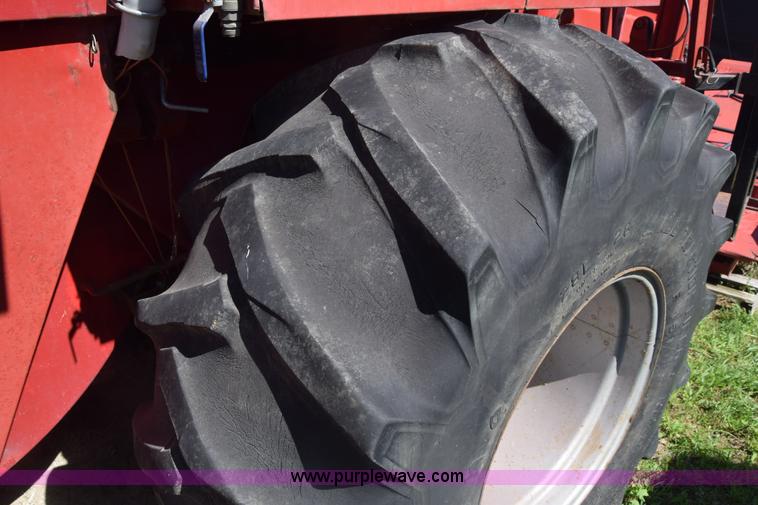 image for item L3837 1995 Case IH 8580 large square baler