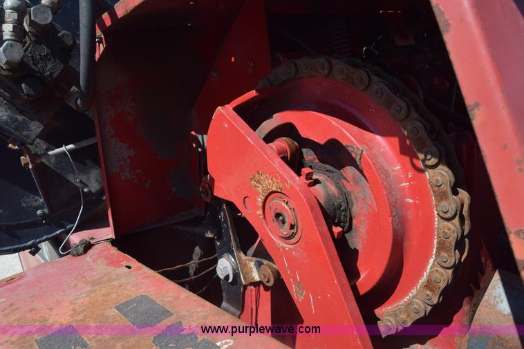 image for item L3837 1995 Case IH 8580 large square baler