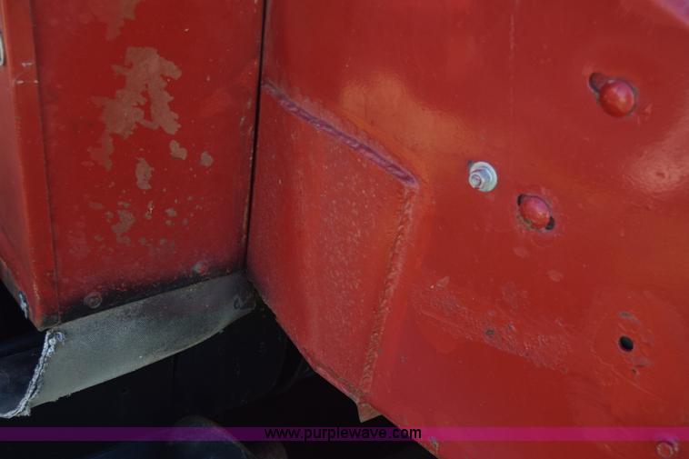 image for item L3837 1995 Case IH 8580 large square baler