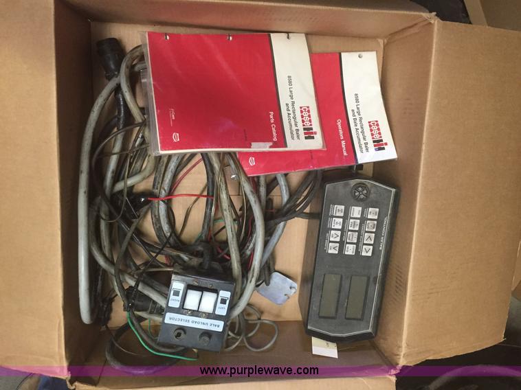 image for item L3837 1995 Case IH 8580 large square baler