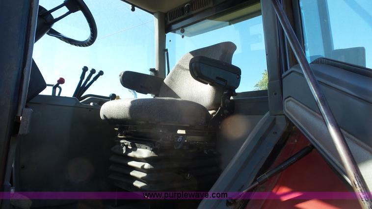 image for item L4856 1991 Case IH 7110 MFWD tractor