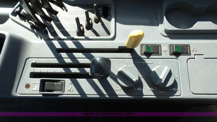 image for item L4856 1991 Case IH 7110 MFWD tractor