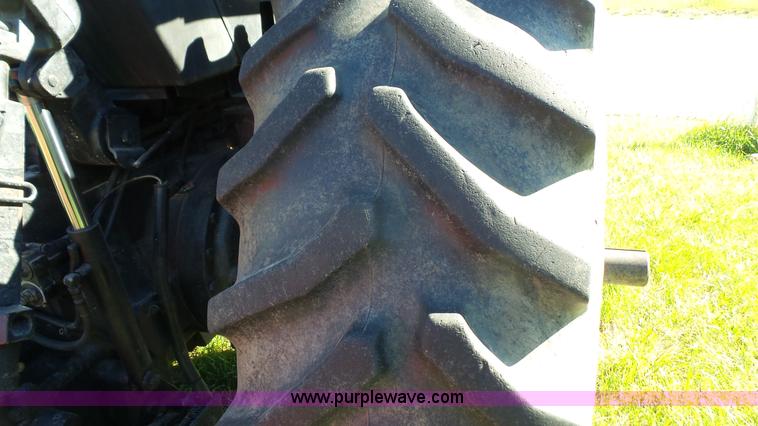 image for item L4856 1991 Case IH 7110 MFWD tractor