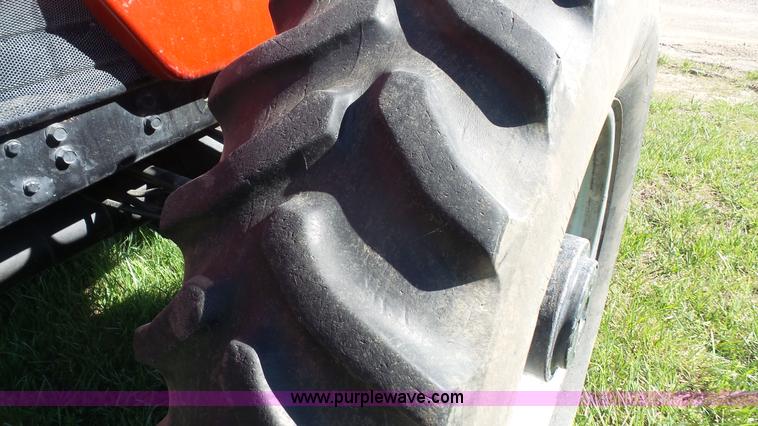 image for item L4856 1991 Case IH 7110 MFWD tractor