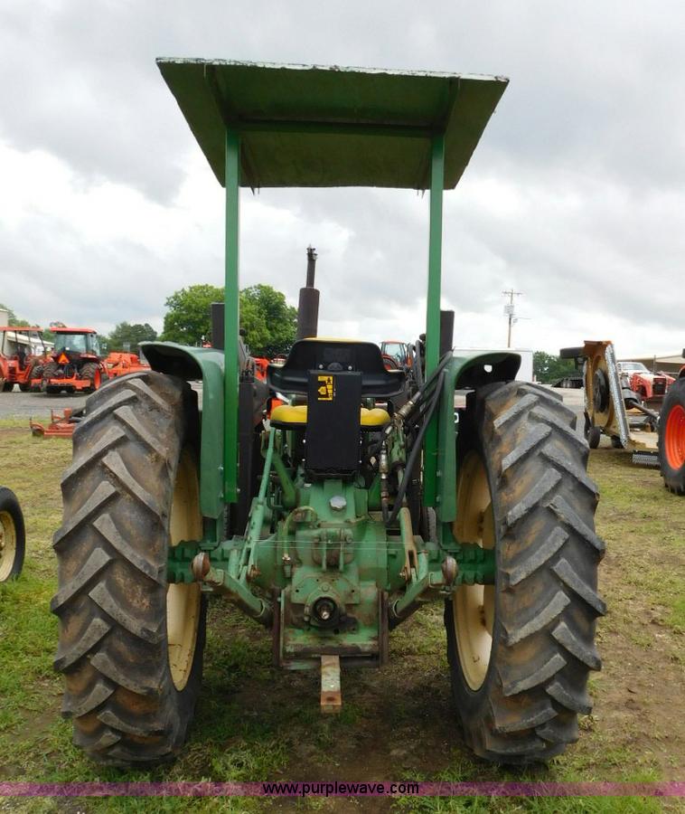 image for item L5877 John Deere 2120 tractor