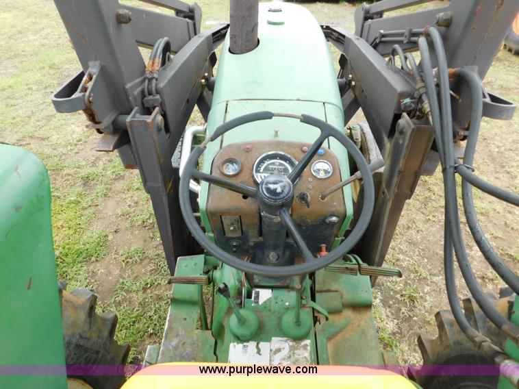 image for item L5877 John Deere 2120 tractor