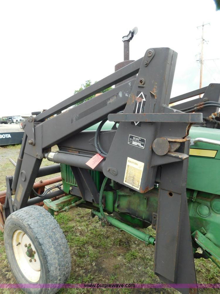 image for item L5877 John Deere 2120 tractor