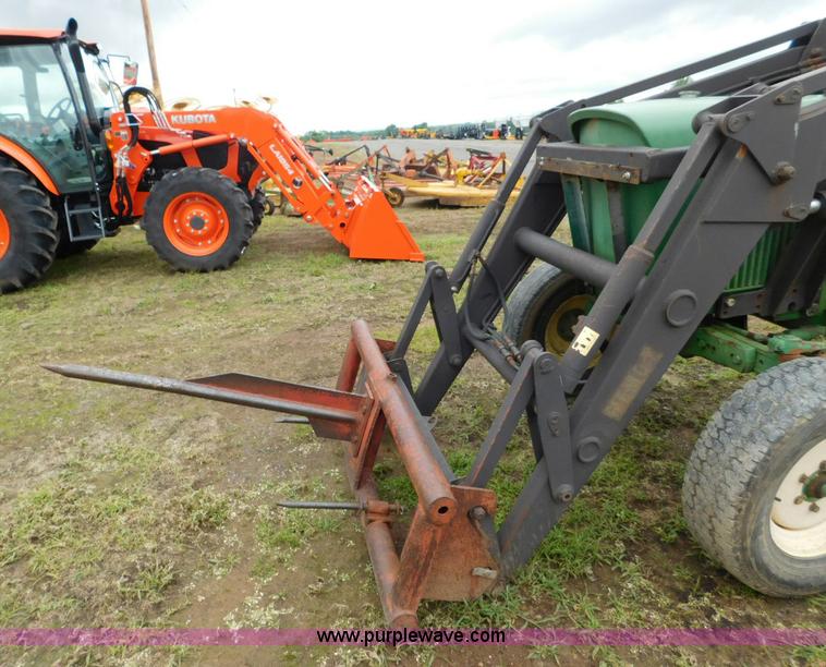 image for item L5877 John Deere 2120 tractor