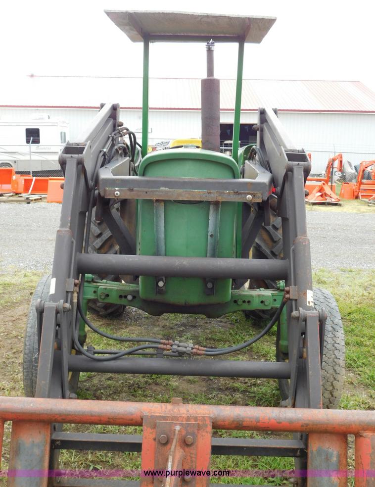 image for item L5877 John Deere 2120 tractor