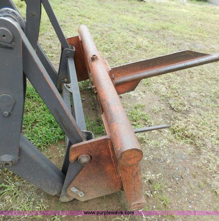 image for item L5877 John Deere 2120 tractor