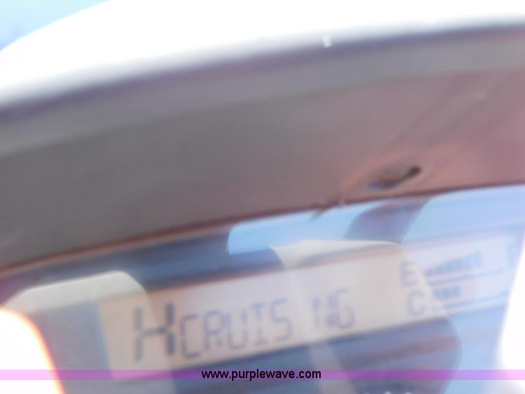 image for item L5882 Kubota L4240 tractor