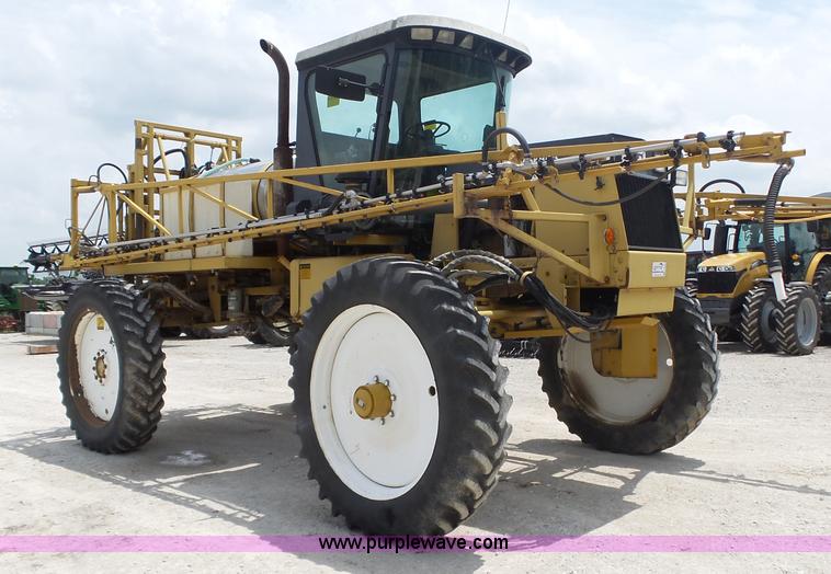 image for item L6362 1996 Ag-Chem RoGator 854 self-propelled applicator