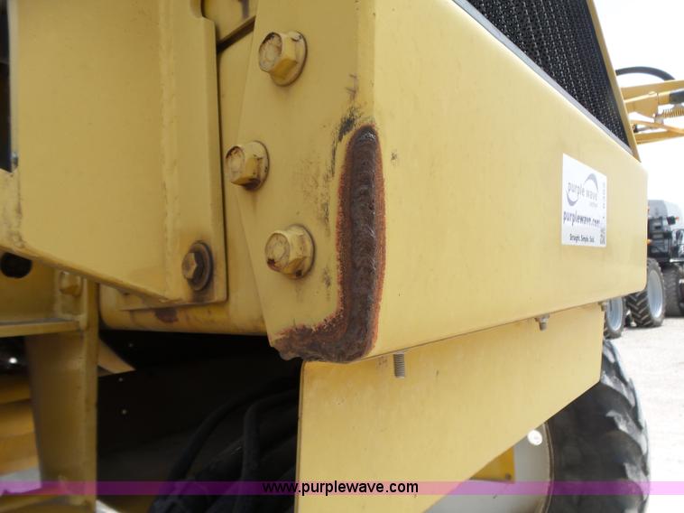 image for item L6362 1996 Ag-Chem RoGator 854 self-propelled applicator