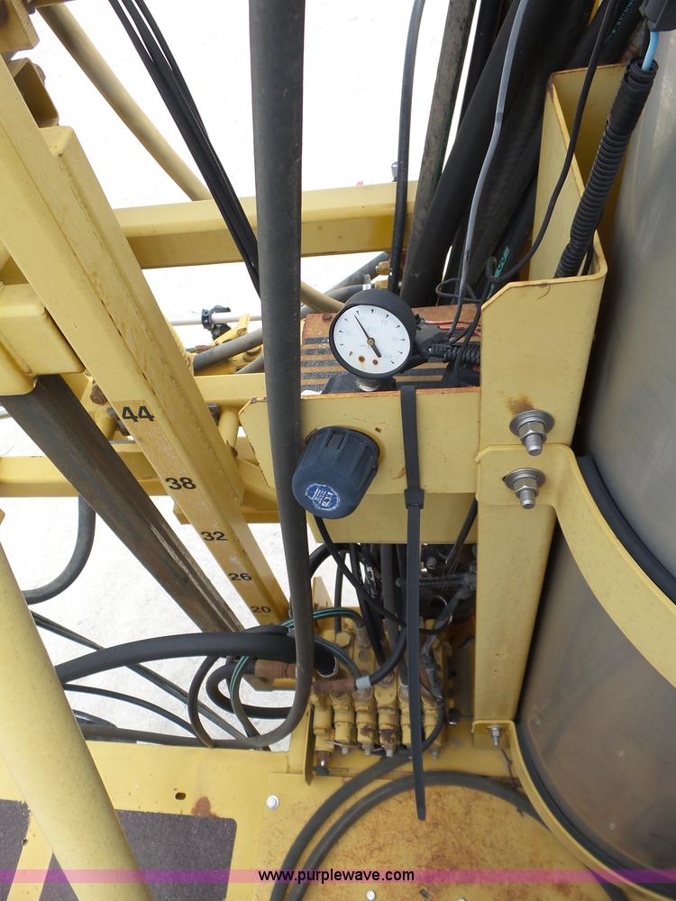 image for item L6362 1996 Ag-Chem RoGator 854 self-propelled applicator