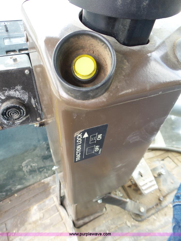 image for item L6362 1996 Ag-Chem RoGator 854 self-propelled applicator