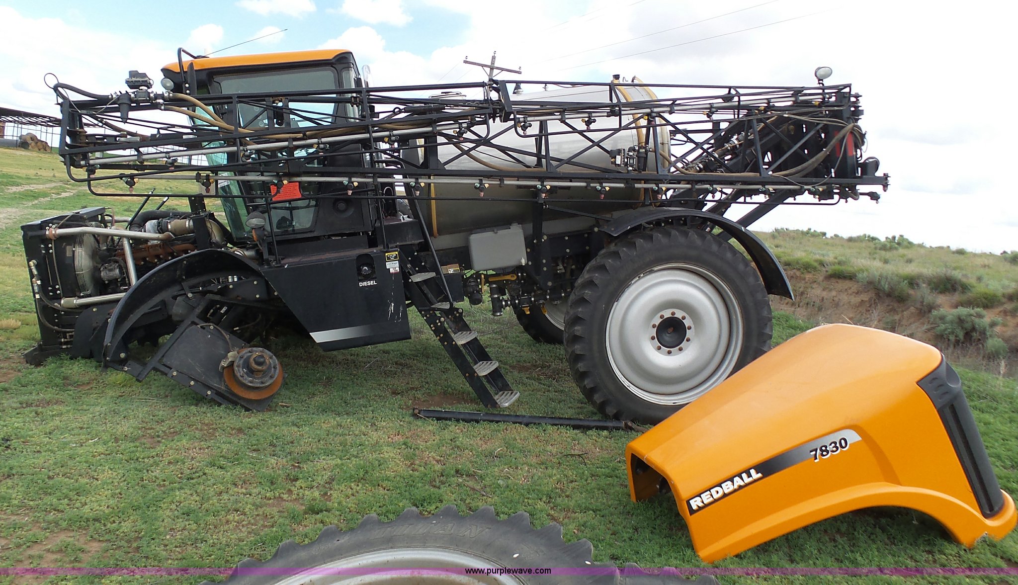 Redball 7830 selfpropelled sprayer in Liberal, KS Item J6117 sold