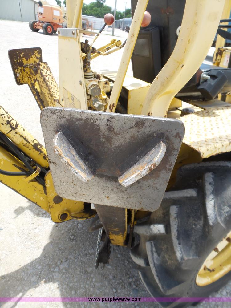 image for item AG9223 Teramite T5C backhoe