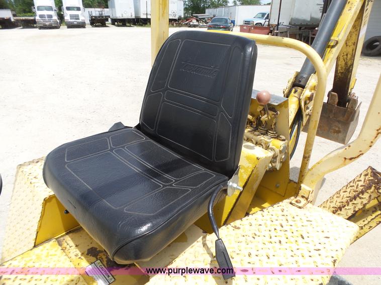 image for item AG9223 Teramite T5C backhoe