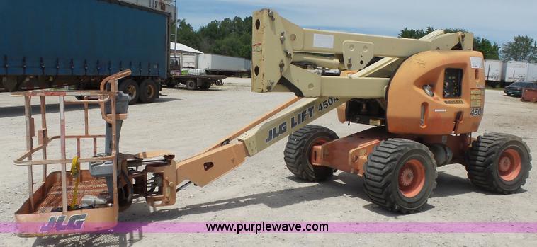 image for item AG9227 1999 JLG 450A boom lift