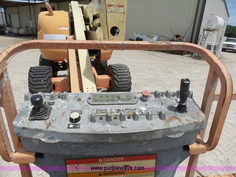 image for item AG9227 1999 JLG 450A boom lift