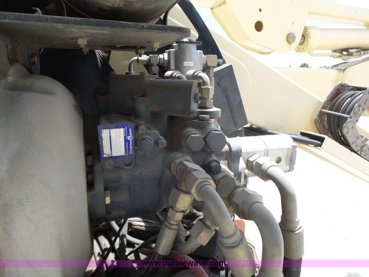 image for item AG9227 1999 JLG 450A boom lift